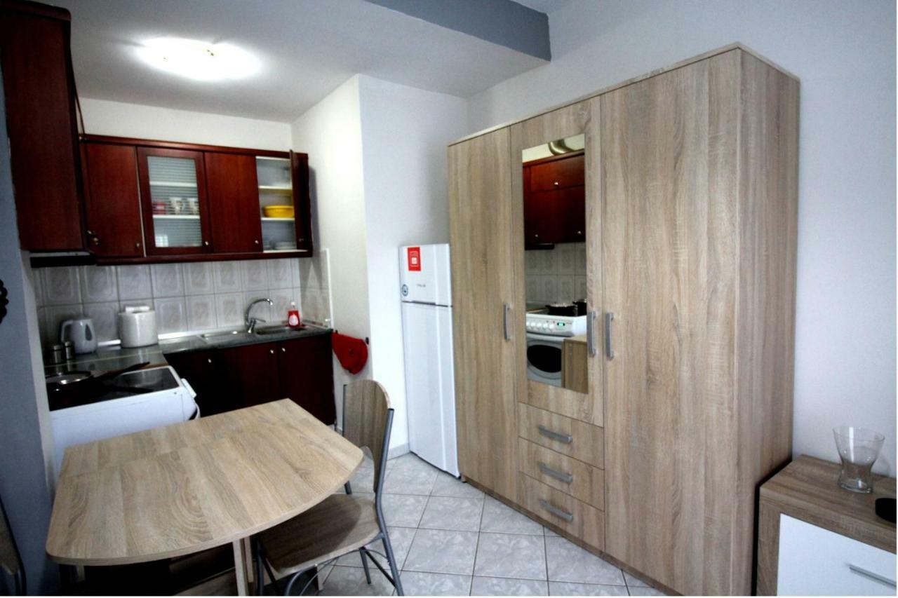 Dimitris Flat Appartement Neoi Epivatai Buitenkant foto