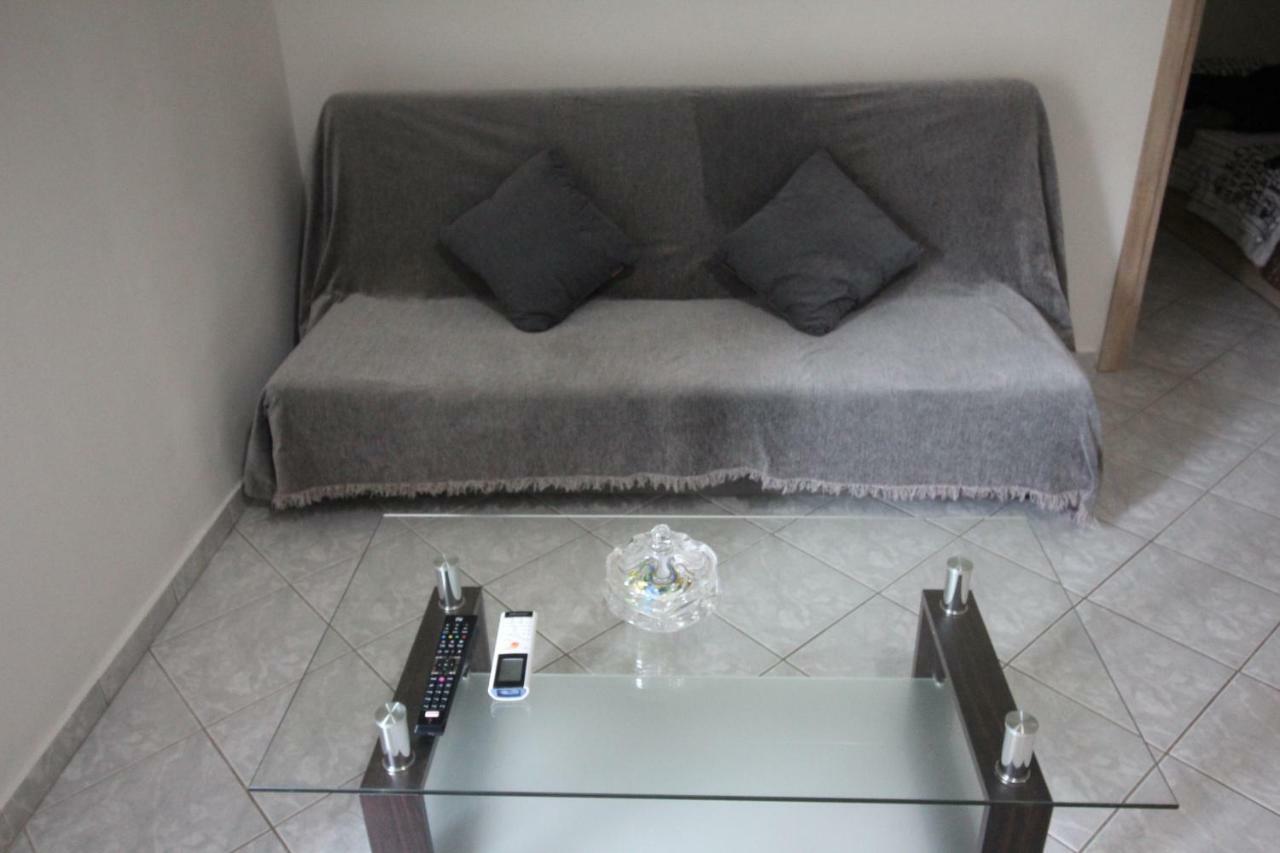 Dimitris Flat Appartement Neoi Epivatai Buitenkant foto