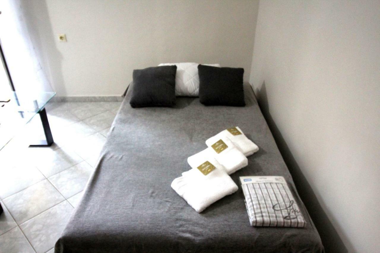 Dimitris Flat Appartement Neoi Epivatai Buitenkant foto